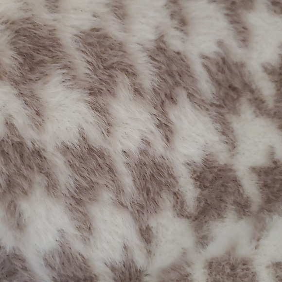 Aeropostale Sleeveless Cropped Sweater Vest | XL - Picture 4 of 9